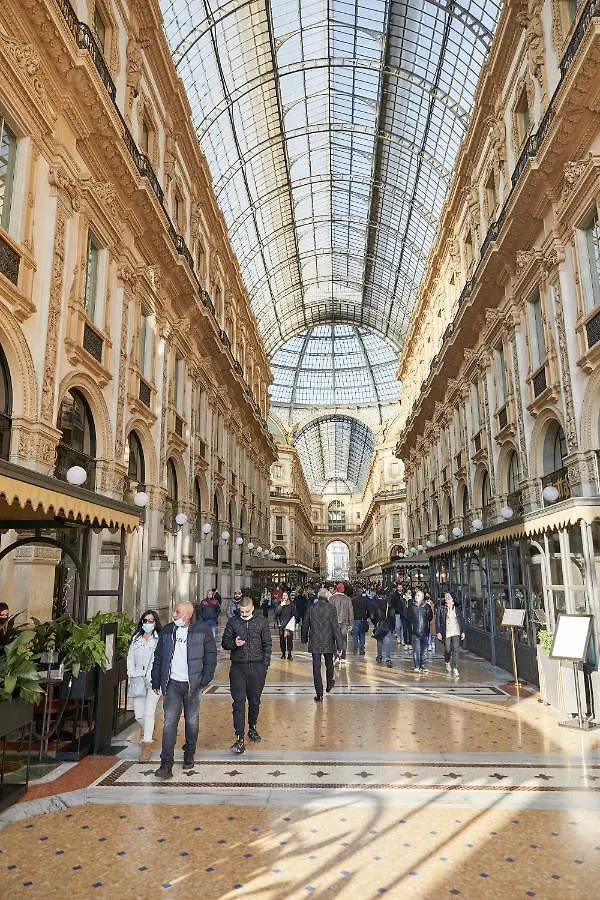 Prestige Boutique Homes -Duomo Galleria Vittorio Emanuele Mailand Italien
